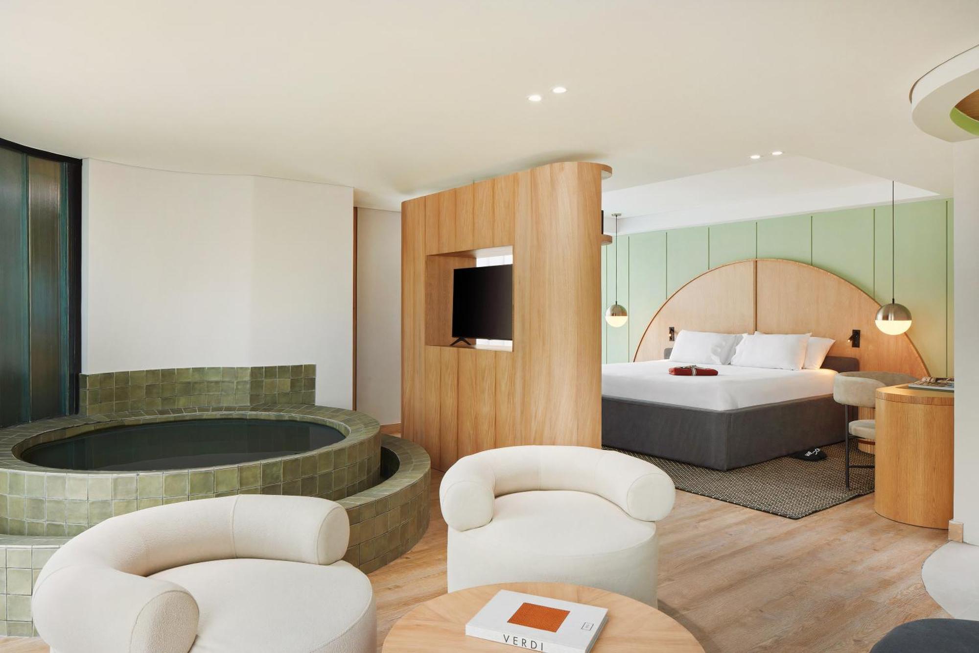 Wellcomm Spa & Hotel Меделин Екстериор снимка